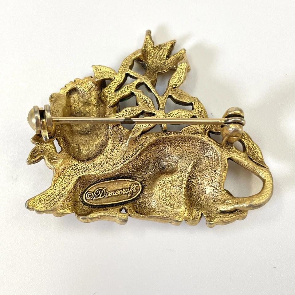 Broche Prendedor Cordero León Danecraft Tono Dorado Firmado De Colección Paloma Paz Rama de Olivo Amor Foto 3 de 4
