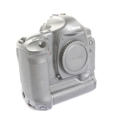 Canon EOS-1D Mark II + 33 Tsd.  Auslösungen + TOP (279810)