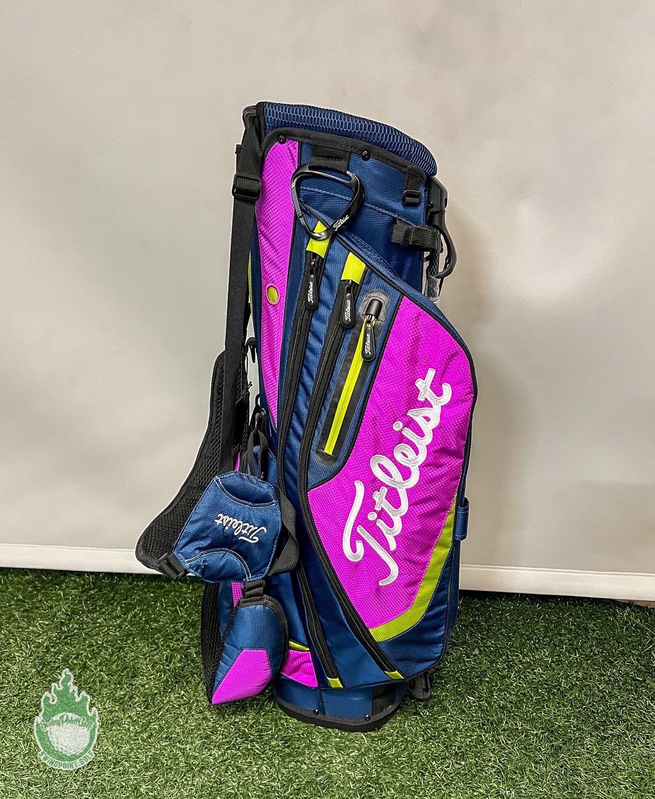 Used Titleist 2015 Stand/Carry Golf Bag Lime Navy/Purple/Lime 5-Way 7 Pockets