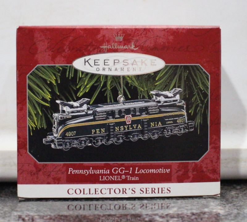 HALLMARK KEEPSAKE ORNAMENT " PENNSYLVANIE GG-1 LOCOMOTIVE