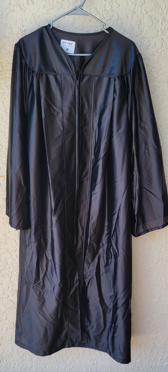 Herff Jones Graduation shiny Black Gown for 6'16'2 Gem