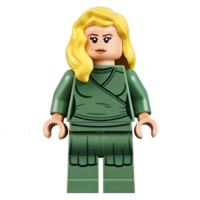 new LEGO Vicki Vale Minifig from Tim Burton's Batman 1989 Batmobile set 76139