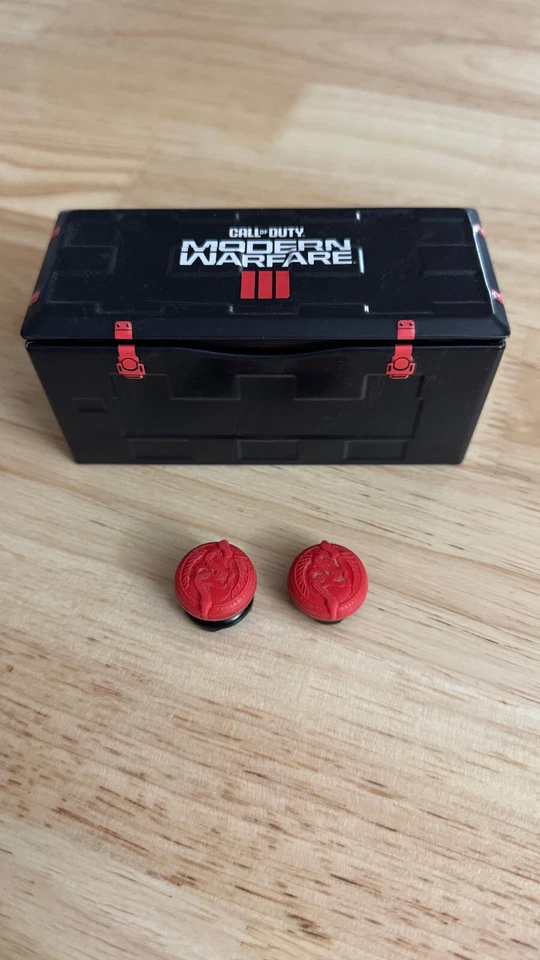 Kontrolfreek Thumbstick Grips Cod MW3 Collectors Edition Xbox Elite X S One - Imagem 2 de 4