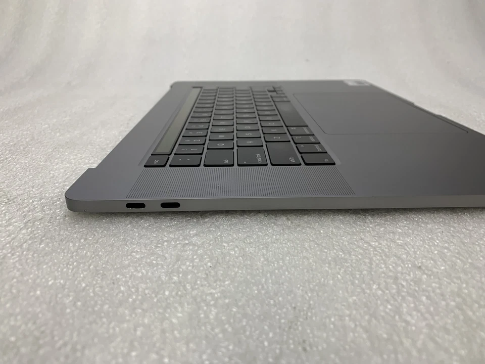 Apple MacBook Pro A2141 16" 2019 Top Case, Battery SPACE GRAY 661-13161 Grade B - Image 4 of 4