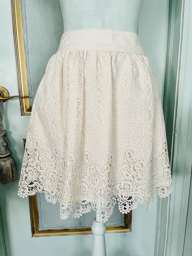 NWT Banana Republic Blouse With Skirt Size S With Clutch And Jewelry - Picture 5 of 13
