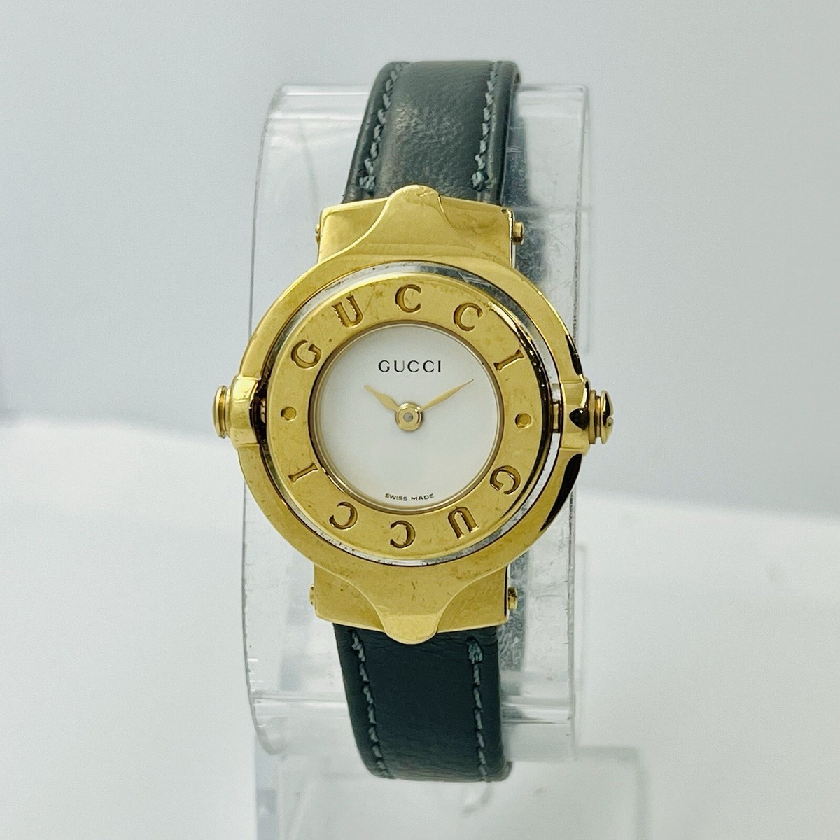 369 稼働 GUCCI レディース 時計 リバーシブル ゴールド　6600L Gucci Reverso Women Gold Plated Gray Leather 26mm Sapphire Crystal