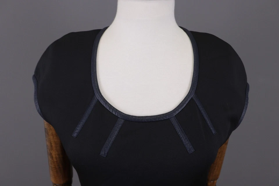 Vestido Corto Copine Manege Bata Negro Rayas Línea A Talla 36 Foto 4 de 4