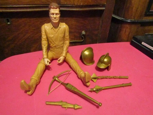 Marx  BOTW Johnny West Figure & Gold Knight accessories