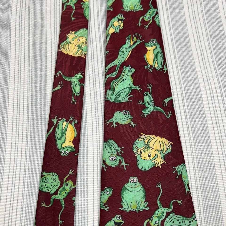 Corbata cuello rana toro rojo verde renacentista hecha a mano 4X58 #515 Foto 4 de 4