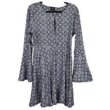 Vintage Y2K Bell Sleeve Black and White Paisley Dress Mini Large Fit Flare Boho