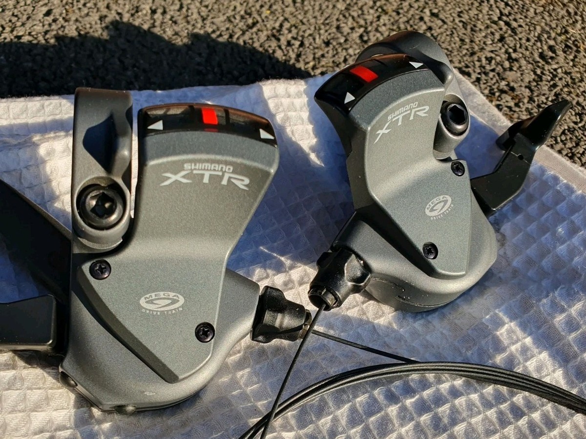 SL-M952 9速 右のみ XTR シフトレバーSHIMANO 9S XTR SL-M952 シフト