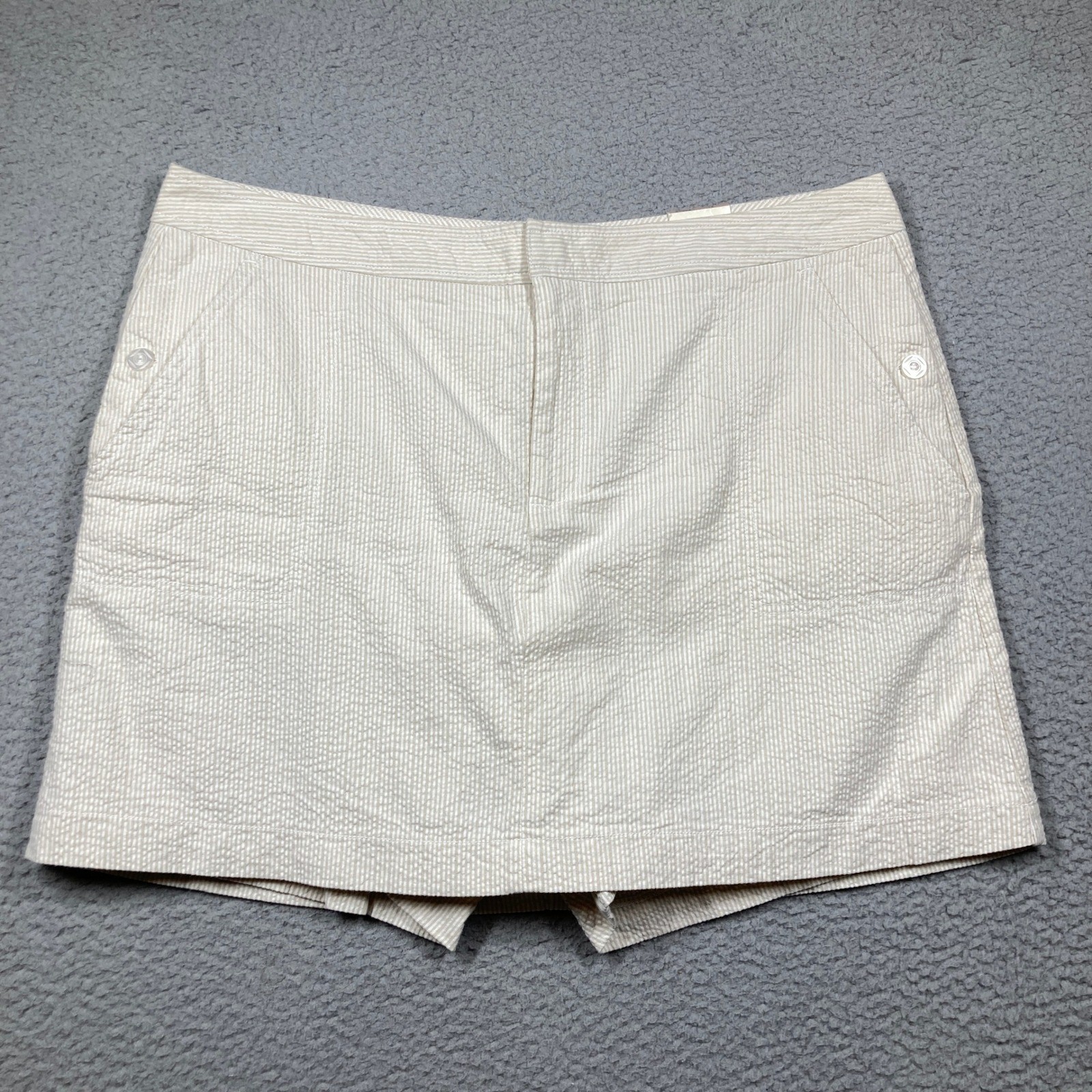 Dockers Seersucker Stripe Skort Shorts Women 12 Tan White Pleated Casual Golf