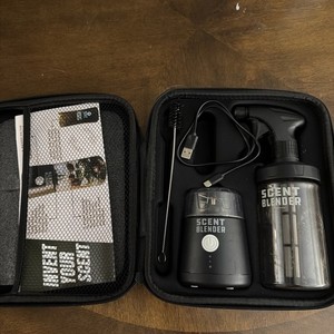 Scent Blender Hunting Attractant Mixer Make Your Own Spray Deer Bear & Elk