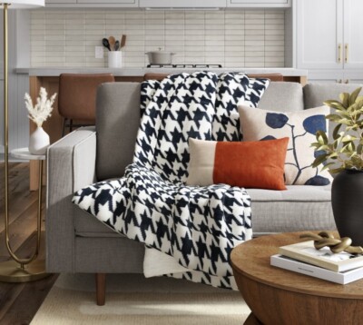 Threshold Printed Plush Houndstooth Throw Faux Shearling Reverse Gray White50x60