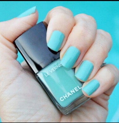 Chanel LE VERNIS VERDE PASTELLO 590 Longwear Nail Colour. NIB VHTF