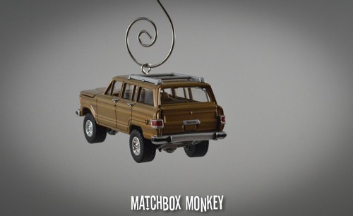 Vintage Style 1981 Custom AMC Jeep Wagoneer Christmas Ornament 1/64 Scale Adorno - Picture 8 of 10