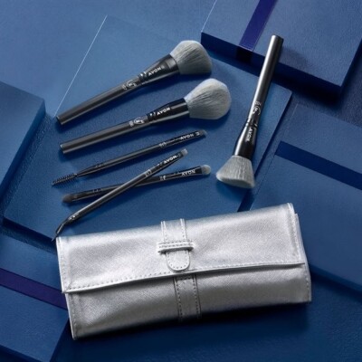 Avon Pinsel-Set, 6tlg mit Aufbewahrungsrolle