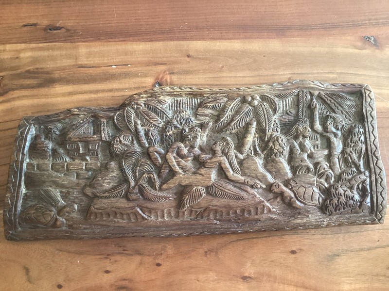 mahogoney wood plank carving from pacific island carved by Uceem O Minor