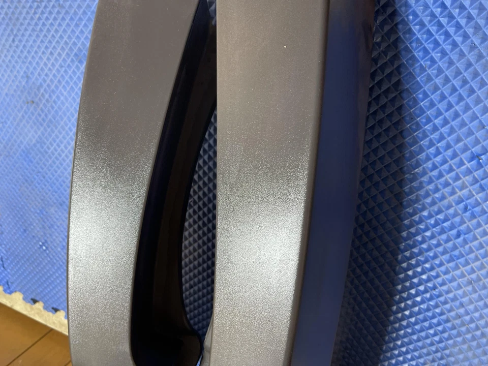 06-10 Hummer H3 D Pillar Trim Set Dark Gray Oem - Image 3 of 4