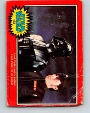 1977 OPC Star Wars #132 Lord Vader and a soldier  V34454