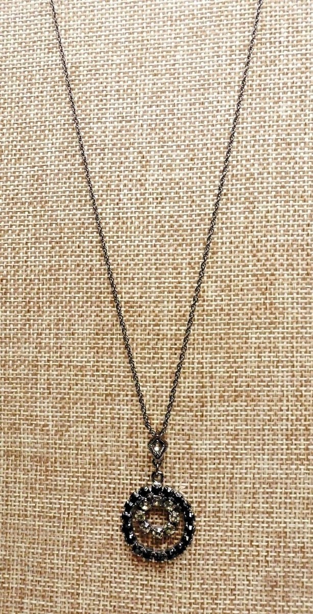 A80) Lia Sophia Black Metal Chain and Pendant w/ Gray Black