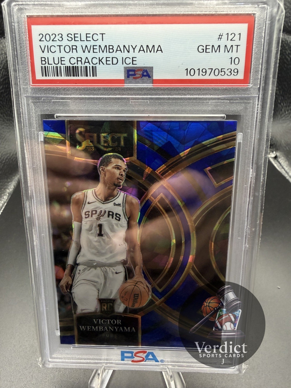 2023 Select Victor Wembanyama Blue Cracked Ice Rookie PSA 10 Gem Mint #121