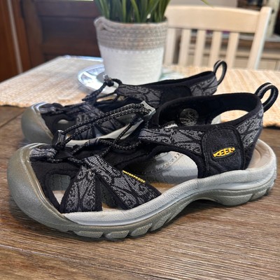 KEEN Waterproof Sandals Women's Ravine H2 Gray Black Sport Hiking Sandal Shoes 7