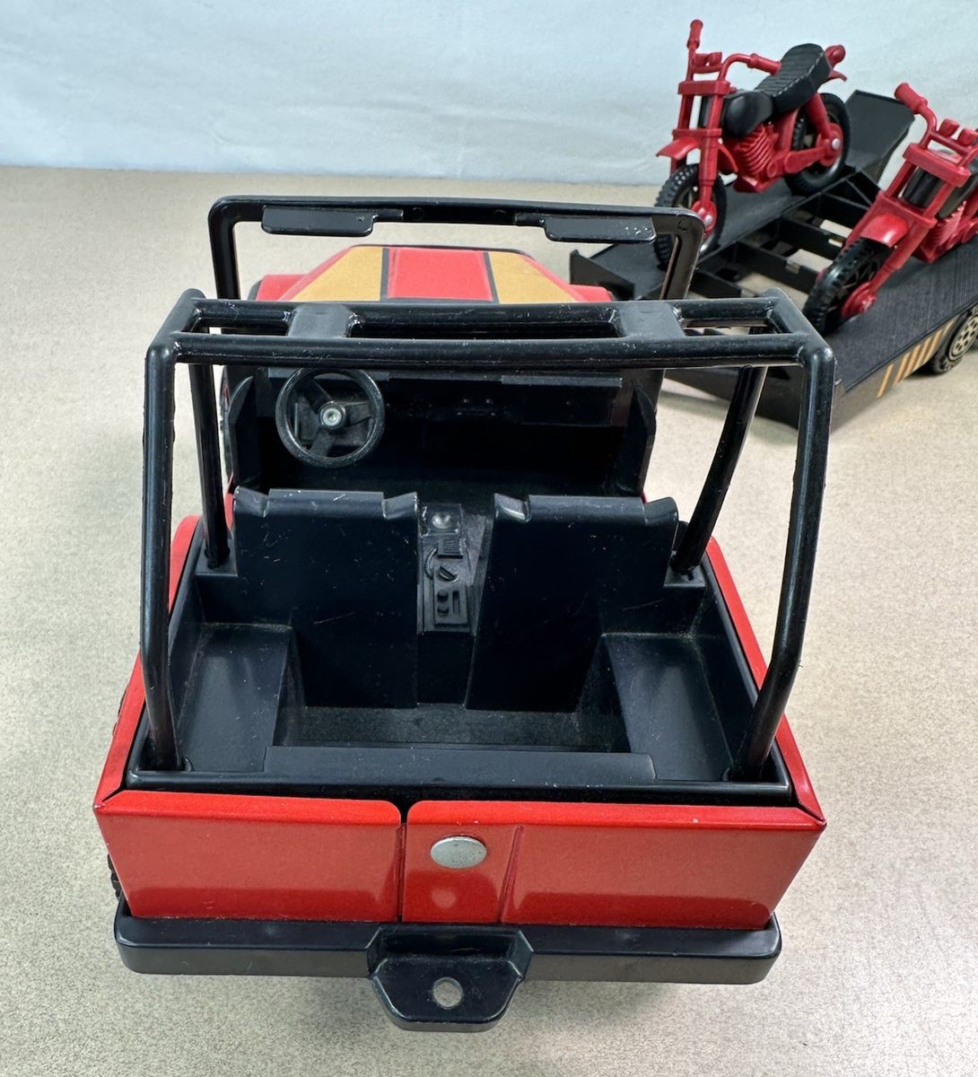 Vtg TONKA Jeep with Trailer & Dual Motorcycles | Retro 70's Toy