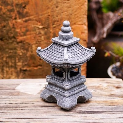 Statua lanterna a pagoda solare, decorazione da giardino con luce a