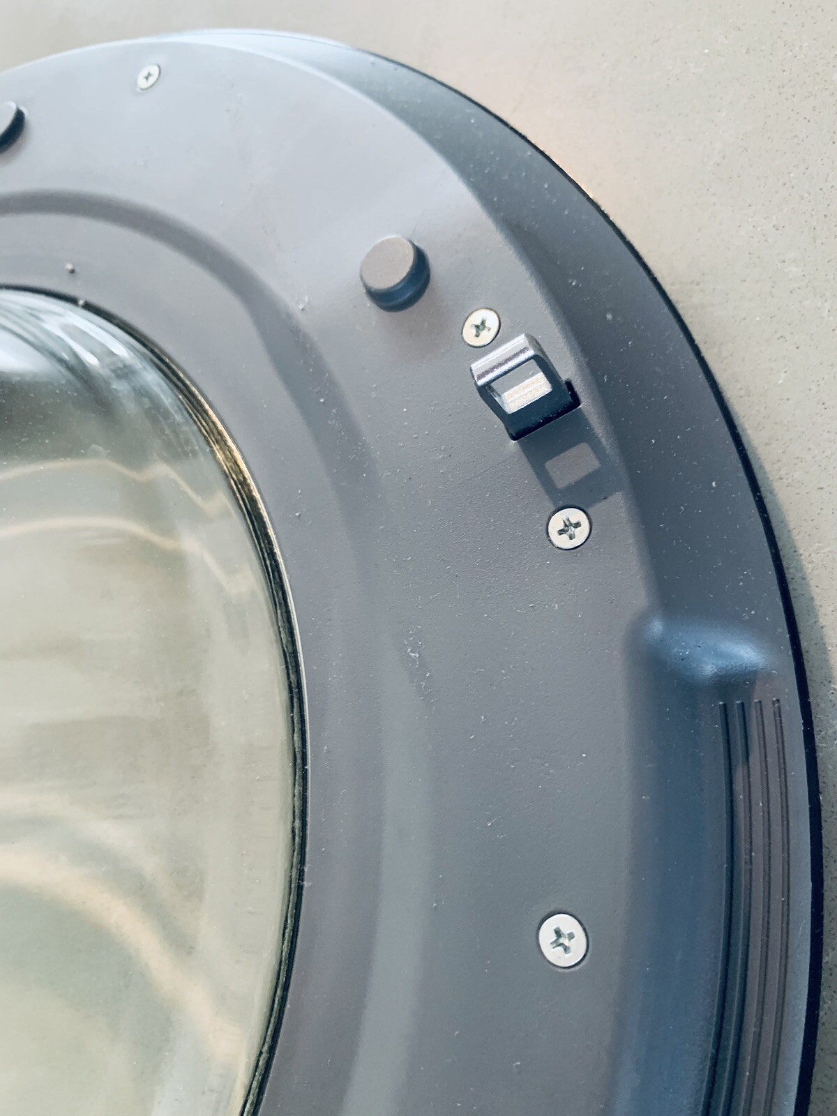 HISENSE WASHING MACHINE DOOR W HINGE / HWFM8012 / 48 x 15H (cm) eBay