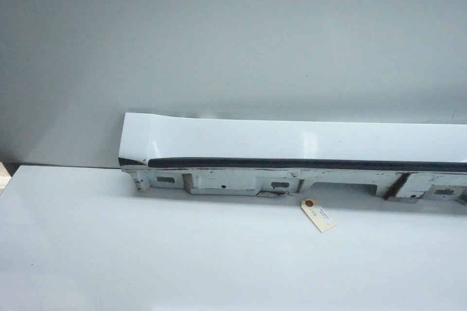 2018-2023 Audi S5 Sportback OEM saia lateral esquerda painel balancim moldura 8W8853859 - Imagem 2 de 4