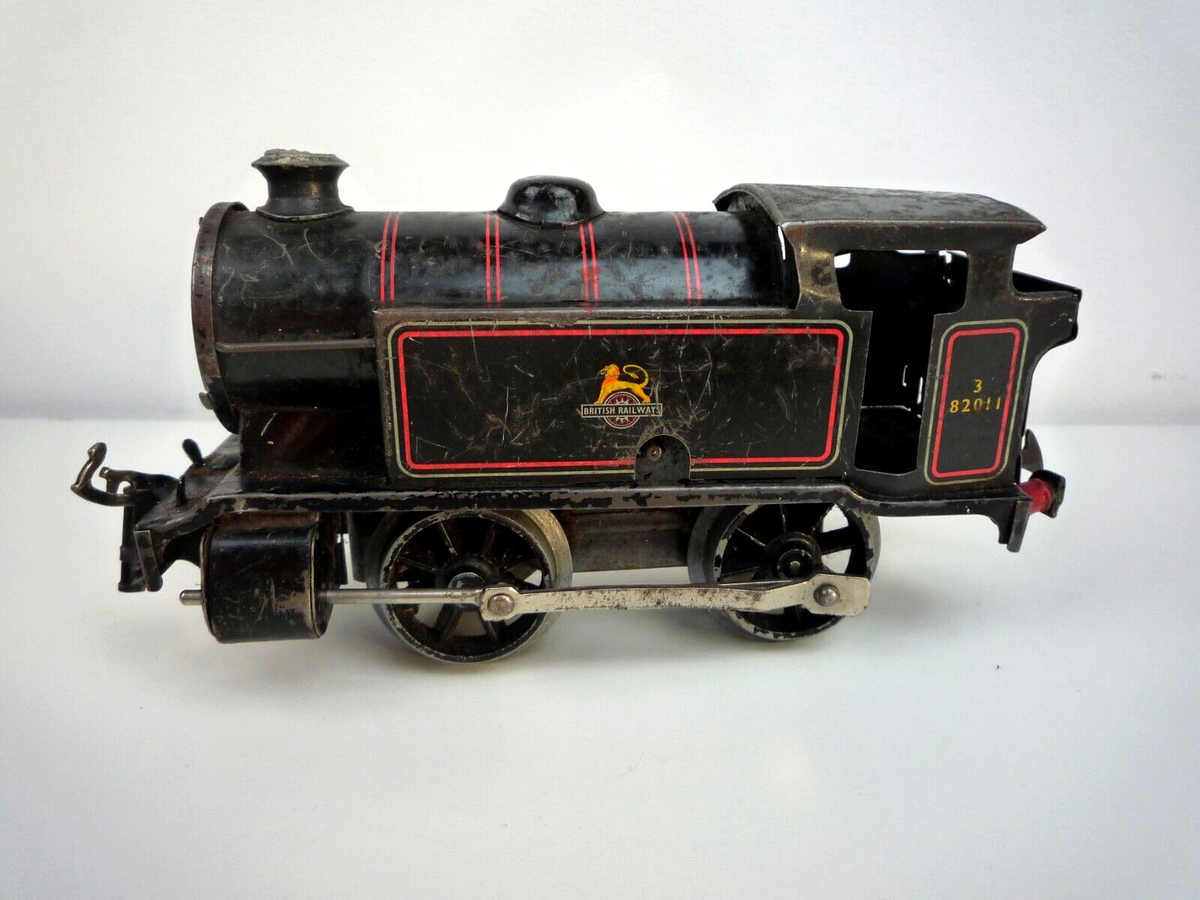 VINTAGE 1960'S HORNBY O GAUGE TYPE 40 CLOCKWORK TIN PLATE