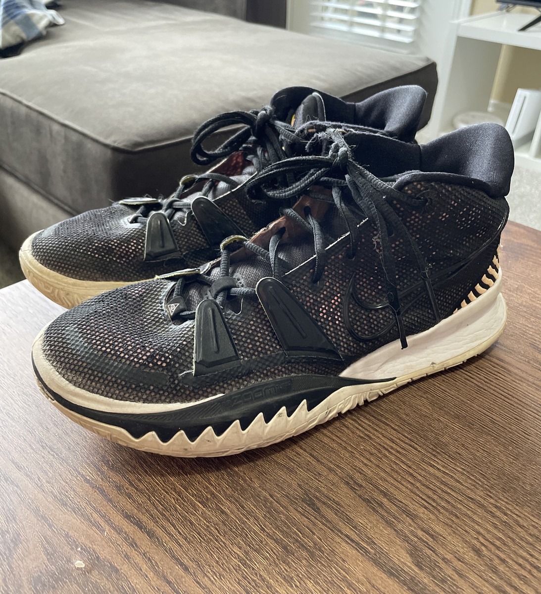 Men's Nike Kyrie Irving 7 