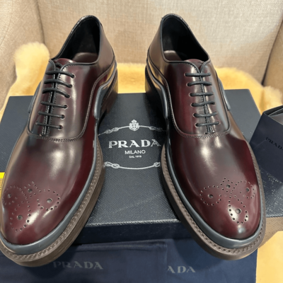 Prada round toe brushed leather oxfords size 6, EU 38,5-39  display picture 2