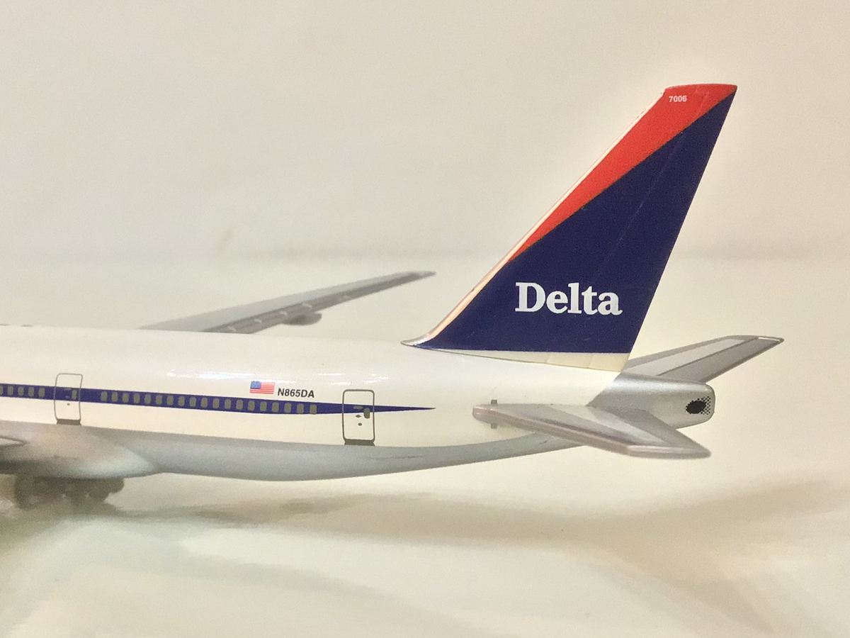 Herpa wings 1:400 Delta Air Lines Boeing 777-200 | eBay