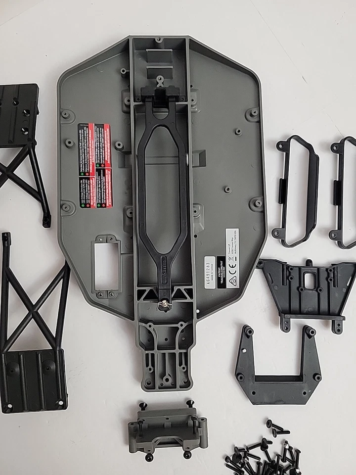 Fits Traxxas Slash 2wd Chassis Kit NEW - Image 2 of 4