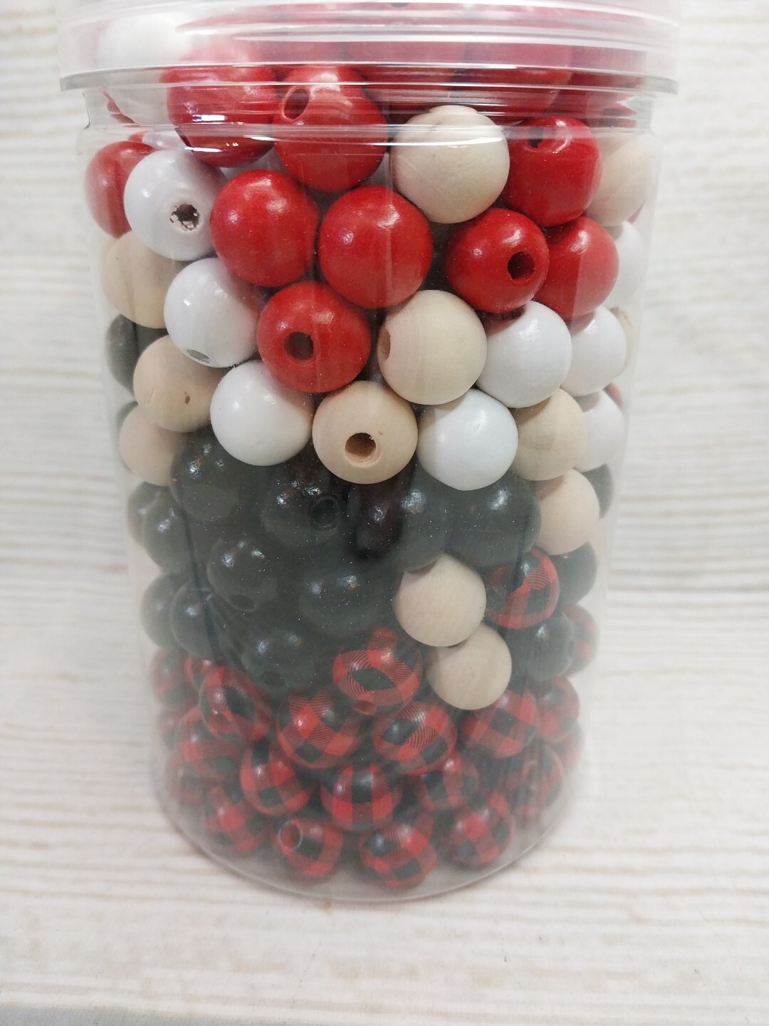 New! 240 Wood Beads String Buffalo Plaid Craft Kit Garlands Tags Christmas Gift