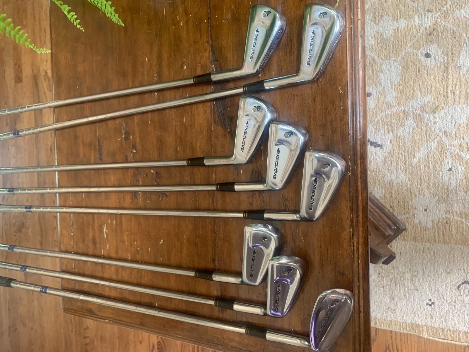 как выглядит VINTAGE SPALDING EXECUTIVE REGISTERED IRON SET 3-W фото