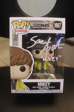 Signed Funko Pop #1067 - The Goonies - Mikey - Sean Astin  + COA