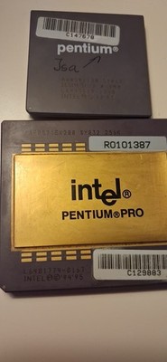 Intel Pentium Pro 200MHz Prozessor an, Modell SL22V  256K. Vintage-Prozessor
