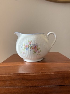 Vintage Rorstrand-Sweden flower Pattern 581 #157 Grace Blomster creamer