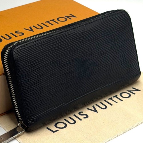 Louis Vuitton Epi Zippy Wallet Black Leather Long Wallet from Japan