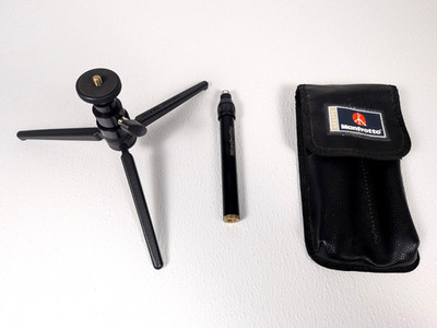 Manfrotto 210B / LG09 Compact Mini Tripod w/ Case - Excellent Condition - Italy