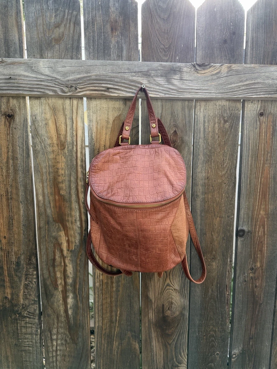 HOBO River Backpack Metallic Brown Bronze Leather Handbag Brass Hardware HOBO | Bags | Hobo River Metallic Brown Backpack Pebbled  main image 2