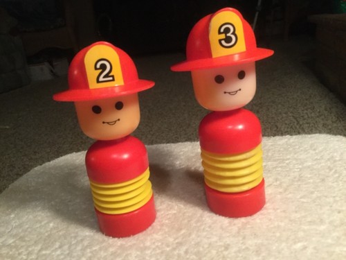 Blue Box Toys-squeaky Firemen -1987- vintage - Picture 7 of 7
