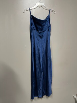 beginning boutique slip dress Lissandra Blue Formal Maxi - US 4 perfect for brunch or a birthday celebrations. Manhattan Slip Formal Dress Emerald