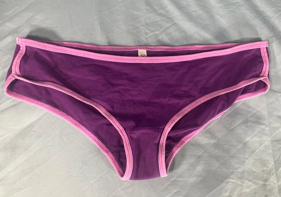 Винтажные хипстерские трусики Victoria's Secret ФИОЛЕТОВЫЕ и РОЗОВЫЕ с очень низкой талией ЛУЧШИЕ KISSER M - Изображение 3 из 4