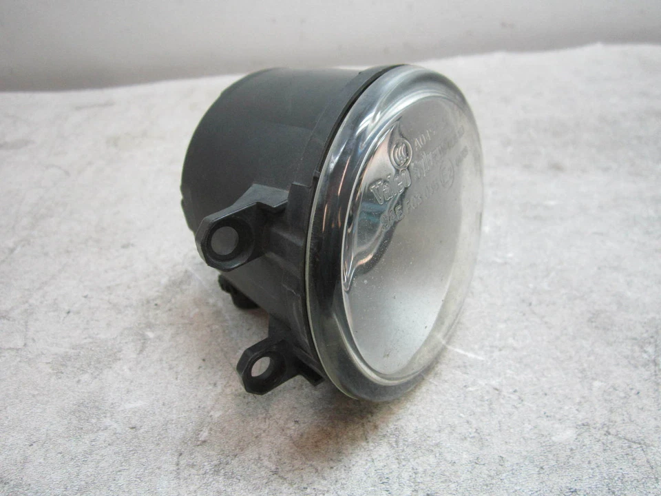 Faro antiniebla derecho em00923 Lexus IS250 IS350 2008 2009 2010 2011 2012 2013 Foto 2 de 4