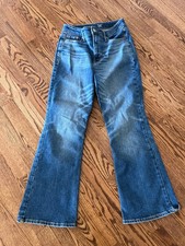 Old Navy Higher High Rise Flare Jeans Women's size 4 Secret Smooth Pockets Ankle