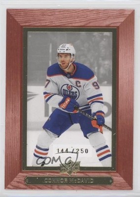 2023 Upper Deck Extended Series 2003-04 Beehive Red 144/250 Connor McDavid 1aa6